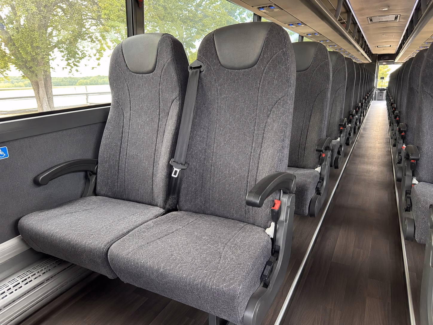 dfw airport shuttles for out of town wedding guests