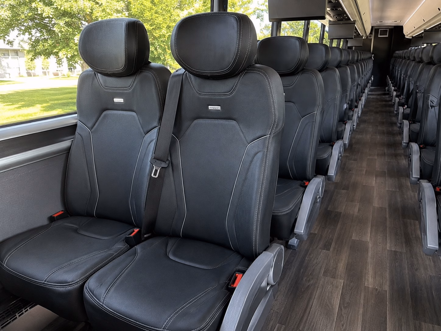 private charter buses for layovers in irving